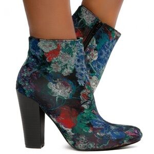 LILIANA SHOES Womens Floral PANNE-1 ANKLE BOOTIES/Boots | NEW/NEW in BOX! 🌸🌺🪻